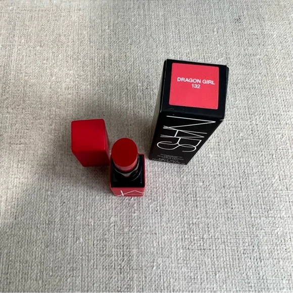 🎁3 for $30🎁 Last One‼️  NARS Powermatte Long-Lasting Lipstick mini Dragon Girl - Picture 2 of 7